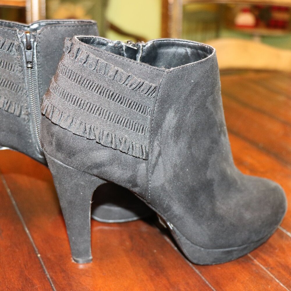 SUMMER SALE - Fergie Black Ruffled Heeled Boots - Woman's Size 10